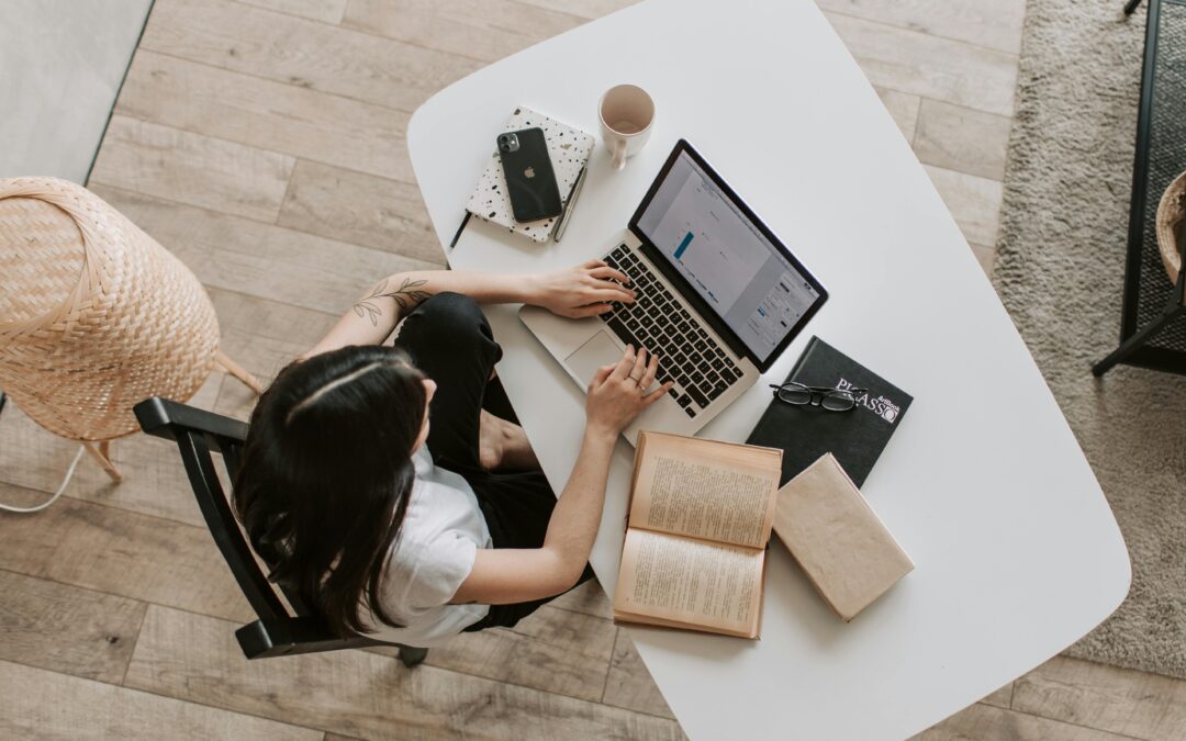Mastering the Art of Web Strategy: Where Design Meets Business Goals!